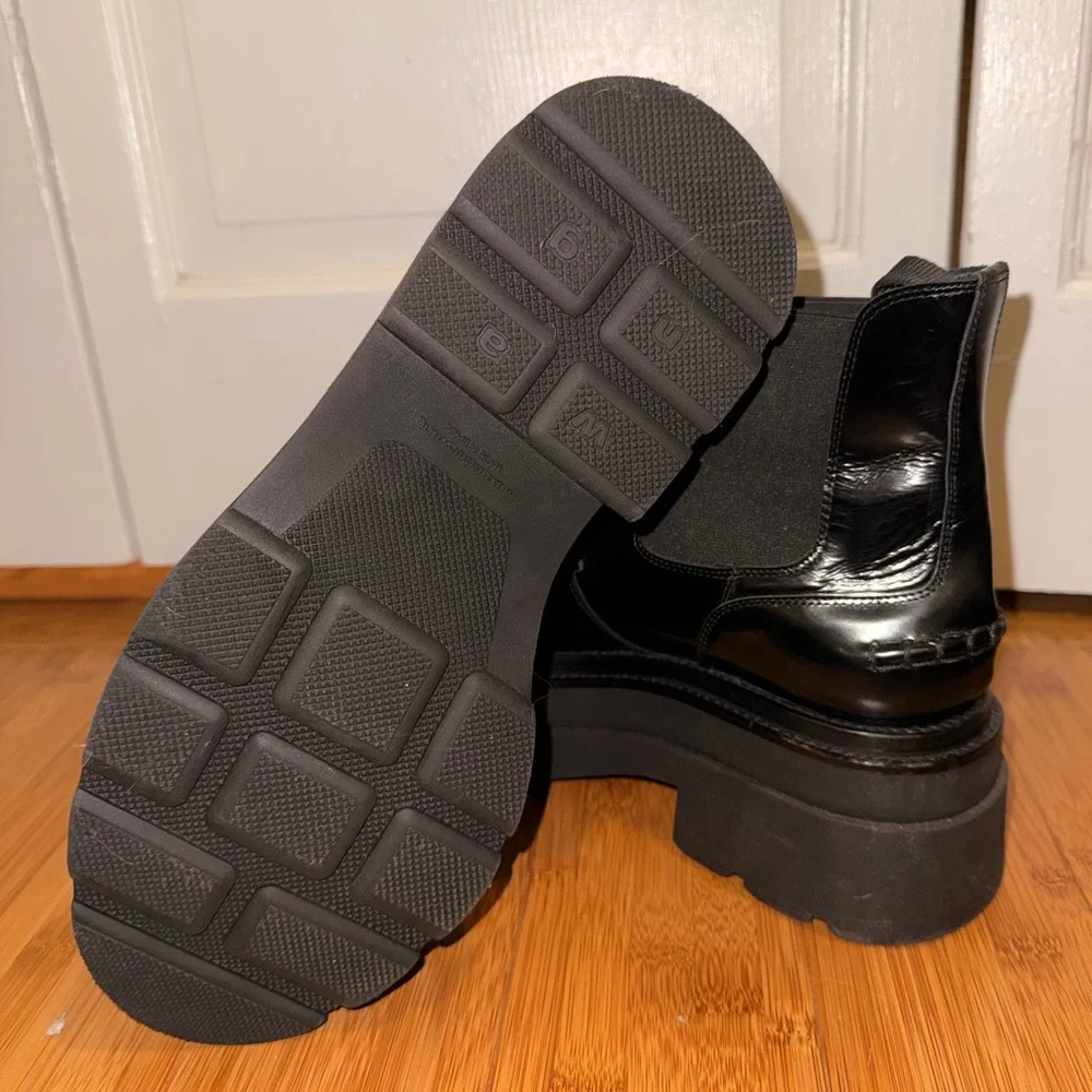 Alexander Wang Carter platform ankle boots in black leather - Picture 10 of 11